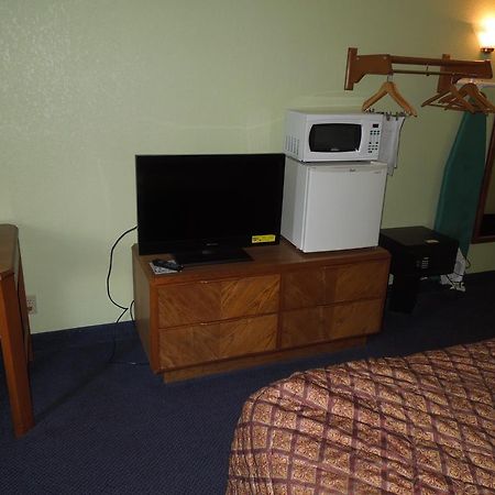 Travelodge - Cincinnati Sharonville Pokój zdjęcie