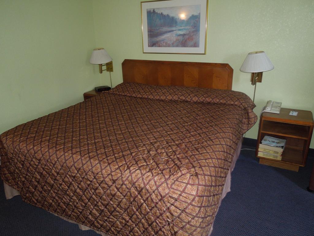 Travelodge - Cincinnati Sharonville Pokój zdjęcie