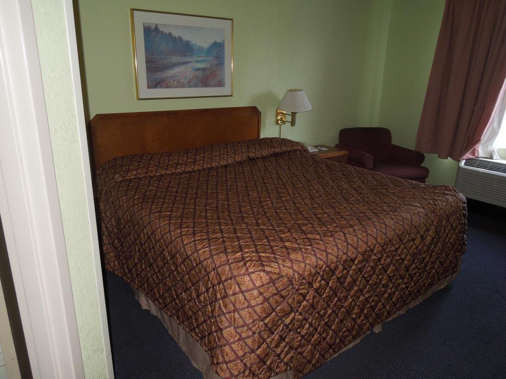 Travelodge - Cincinnati Sharonville Pokój zdjęcie