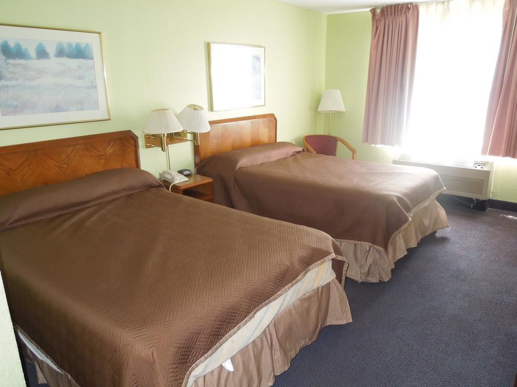 Travelodge - Cincinnati Sharonville Pokój zdjęcie